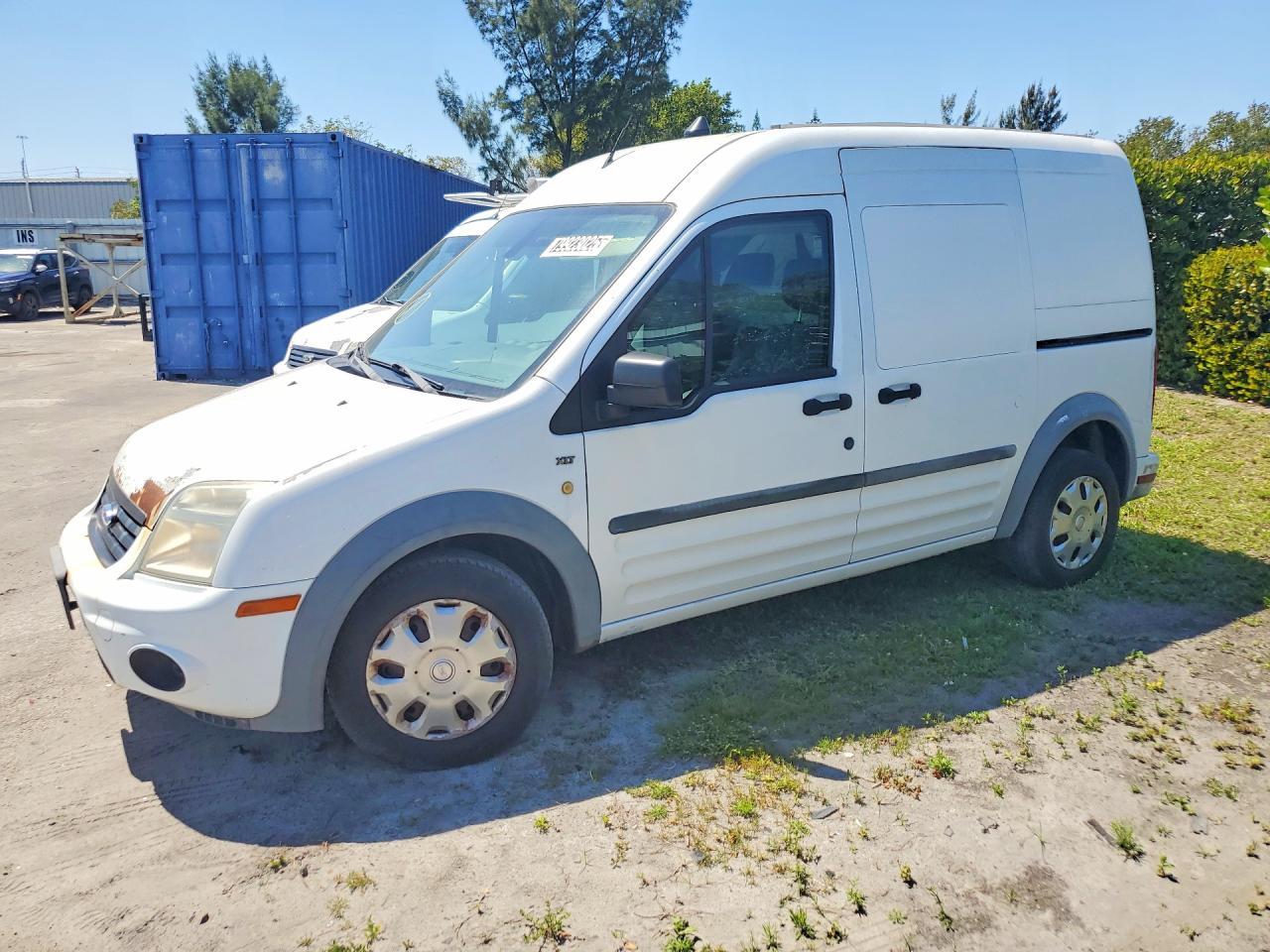 2013 FORD TRANSIT CONNECT — фото 1