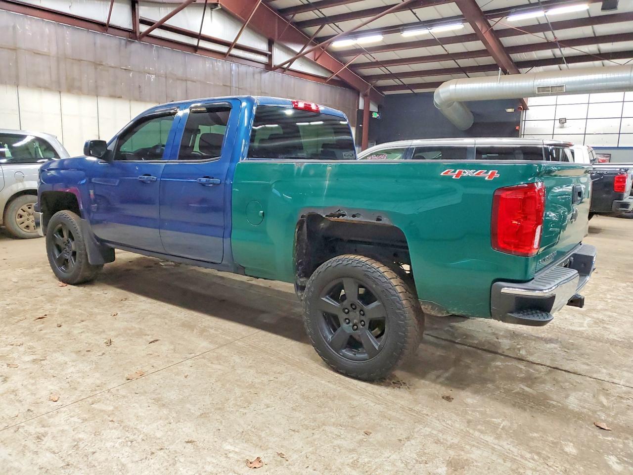 2015 CHEVROLET SILVERADO 1500 — фото 2