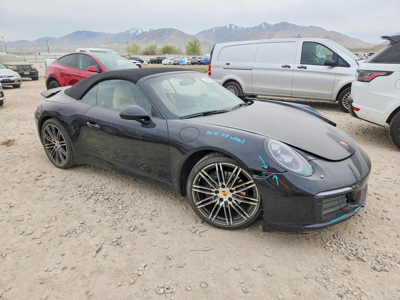 PORSCHE 911