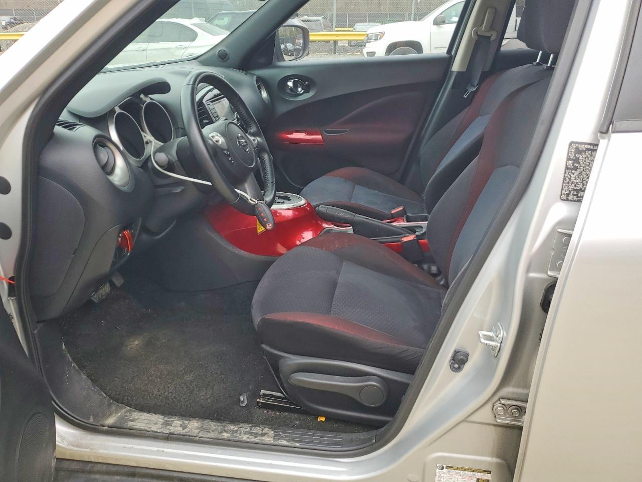 NISSAN JUKE