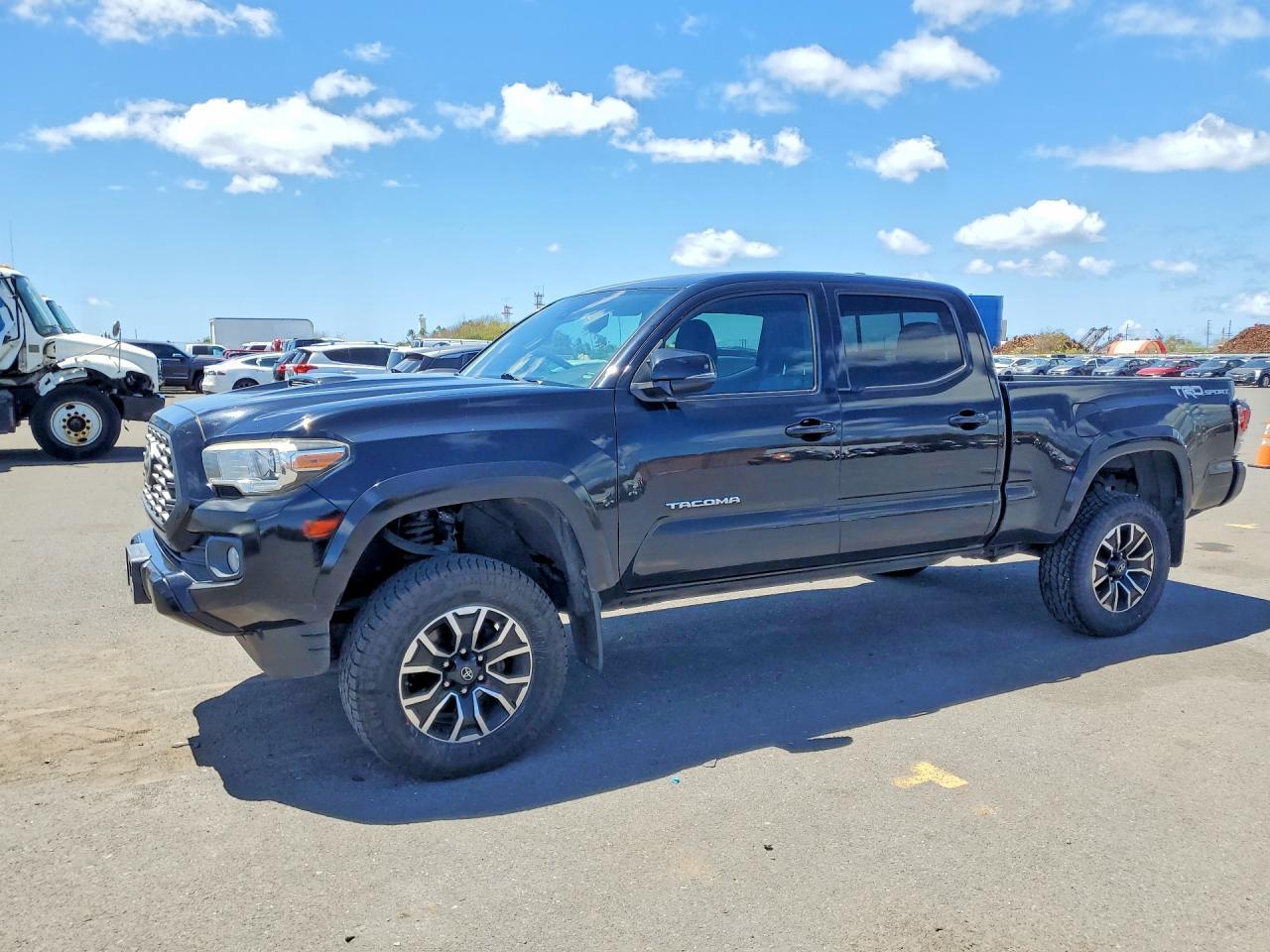 TOYOTA TACOMA