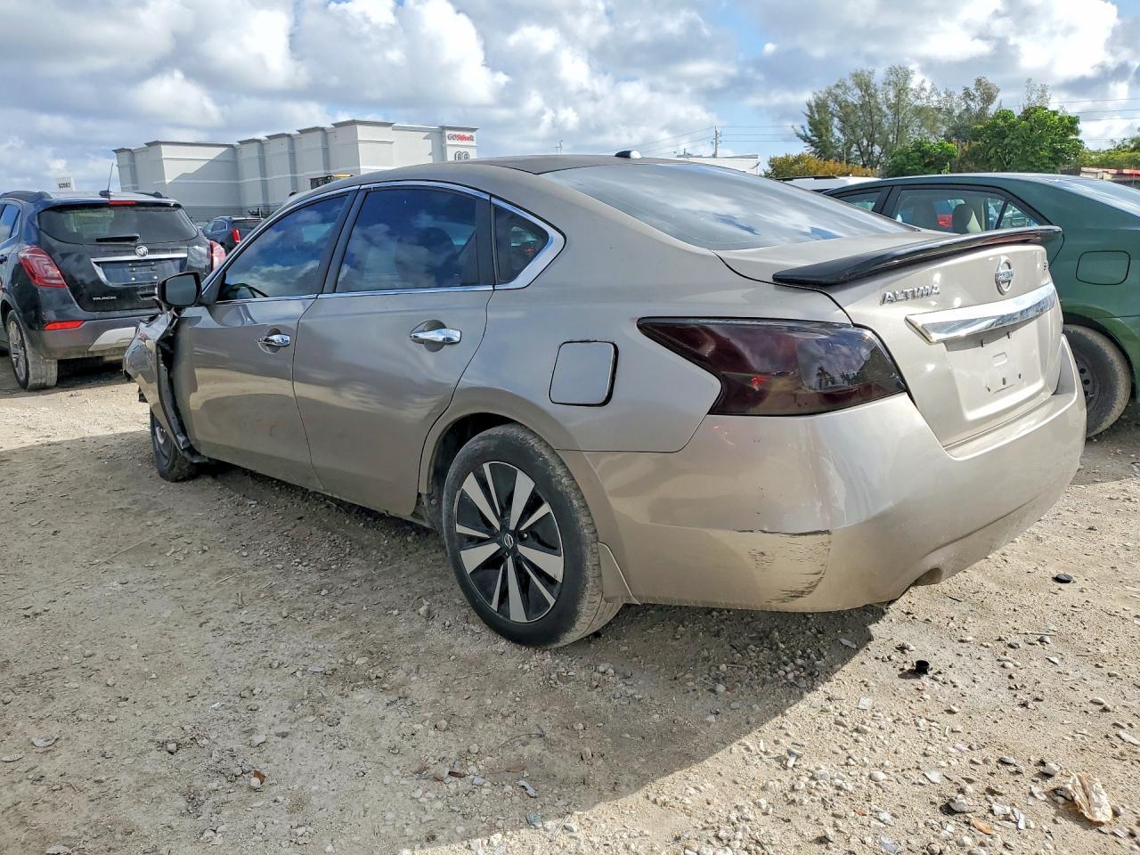 NISSAN ALTIMA