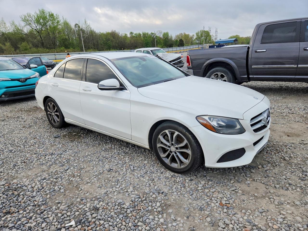 MERCEDES-BENZ C-CLASS