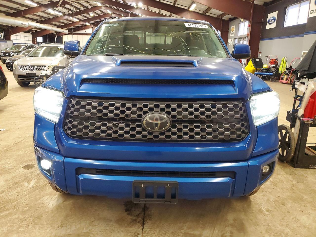 TOYOTA TUNDRA