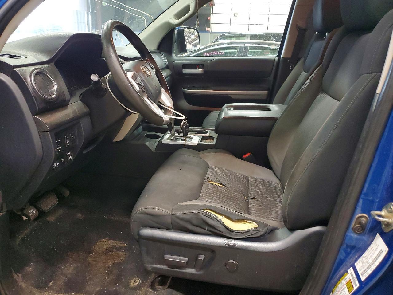 TOYOTA TUNDRA