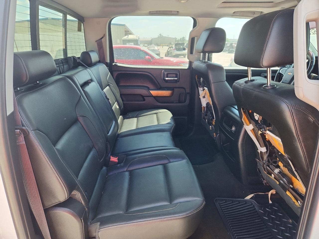 2015 CHEVROLET SILVERADO 3500 — фото 10