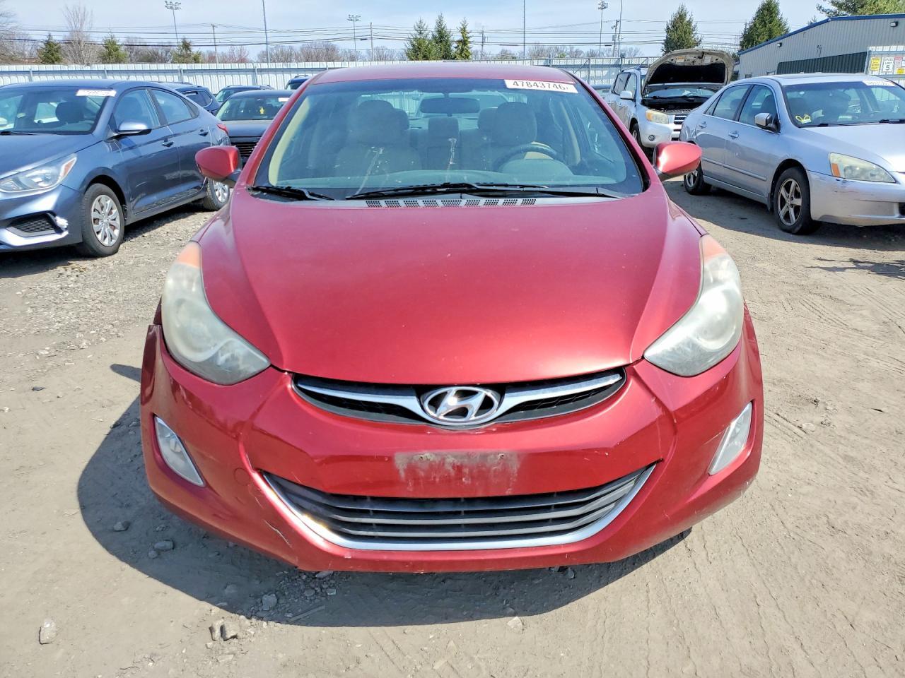 HYUNDAI ELANTRA