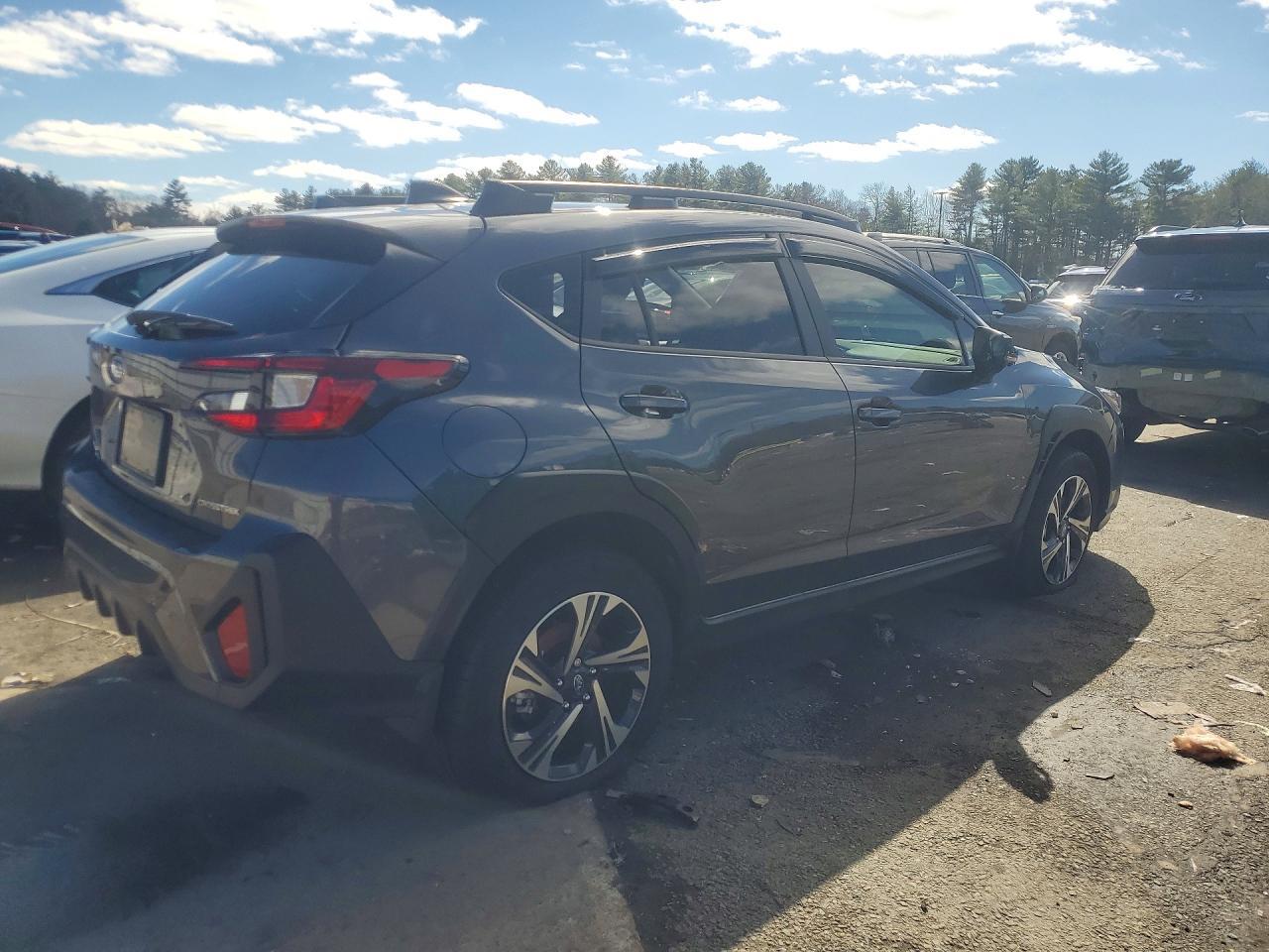 2025 SUBARU CROSSTREK — фото 3