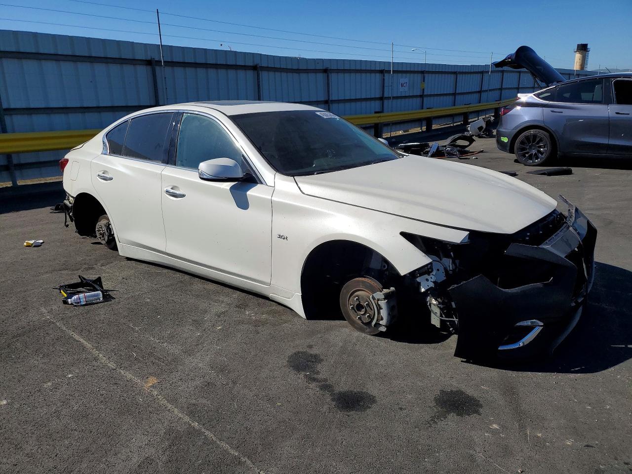 INFINITI Q50