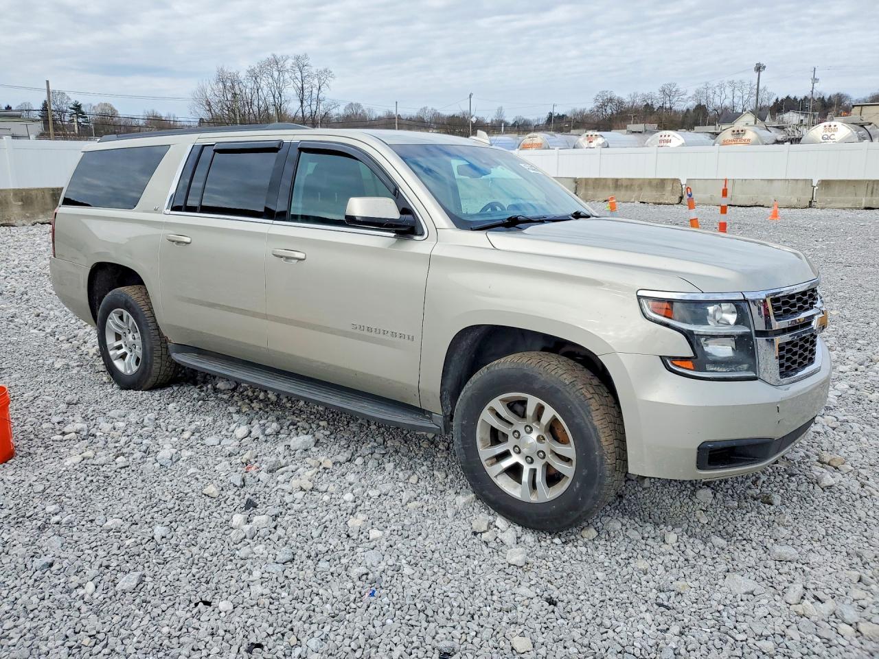 CHEVROLET SUBURBAN
