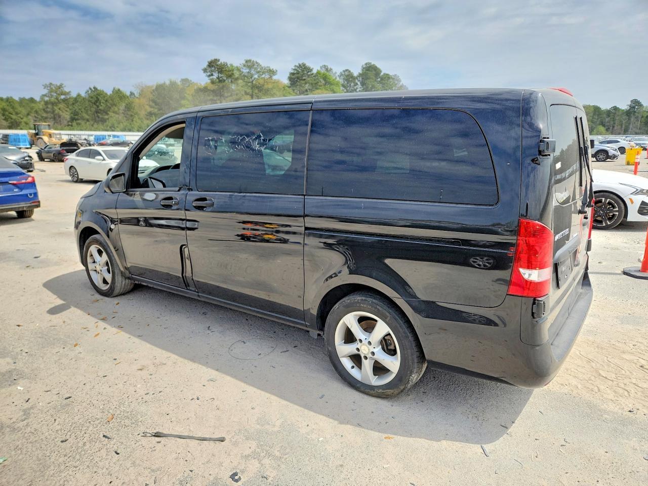 2018 MERCEDES-BENZ METRIS — фото 2