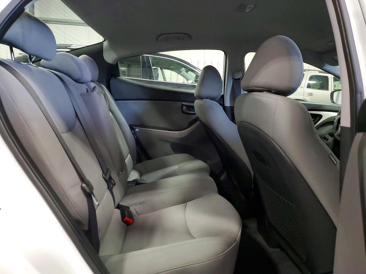 2013 HYUNDAI ELANTRA — фото 10
