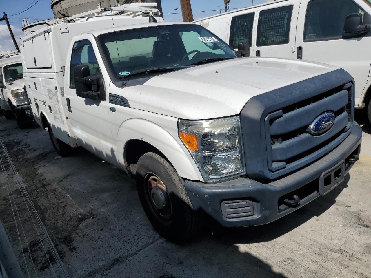 2013 FORD F-350 — фото 4