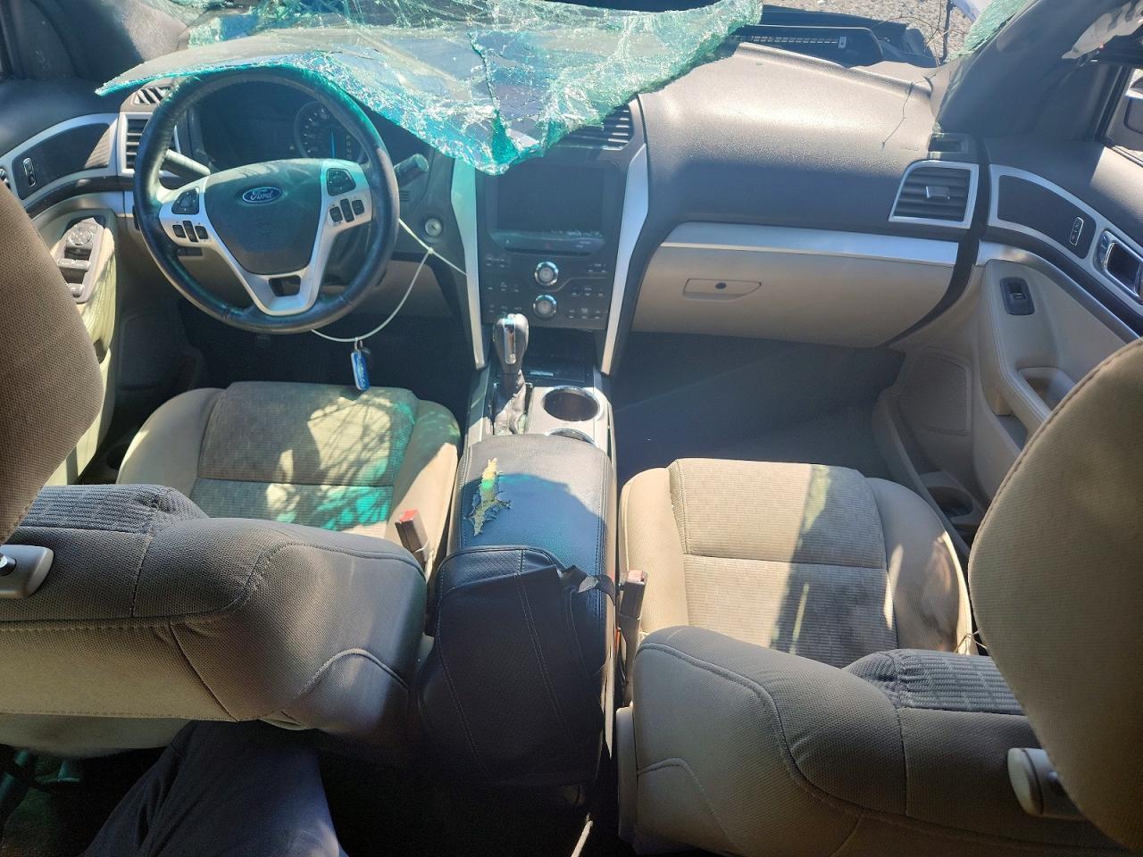 FORD EXPLORER