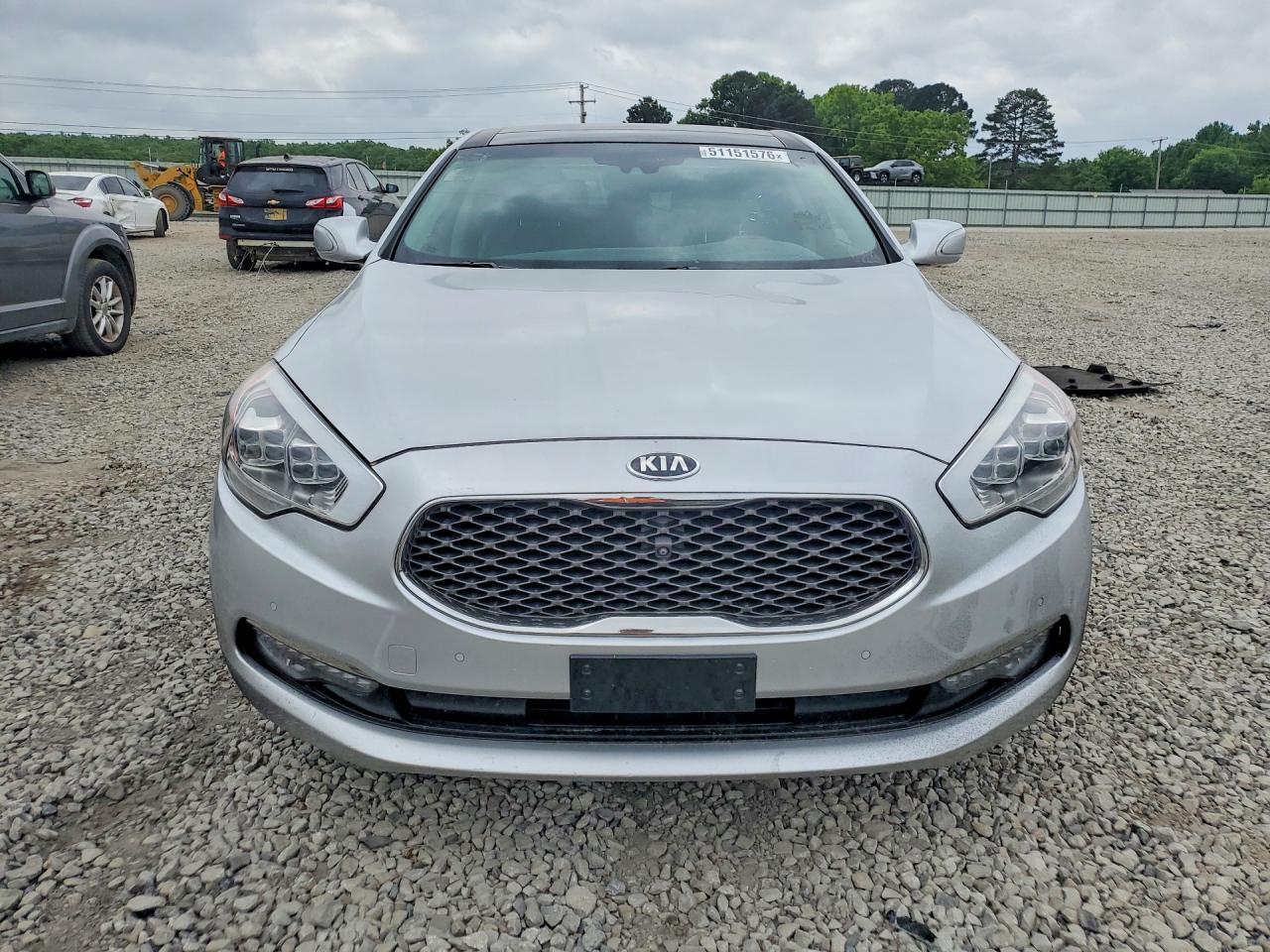 KIA K900