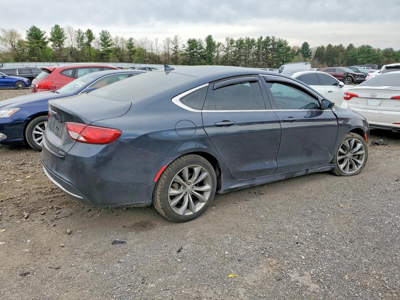 CHRYSLER 200