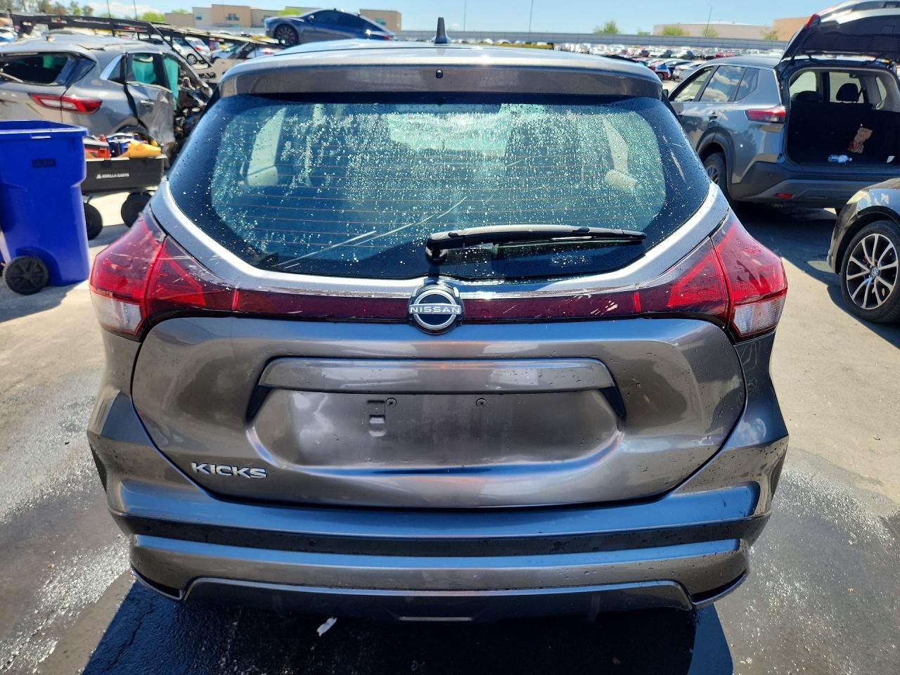 NISSAN KICKS
