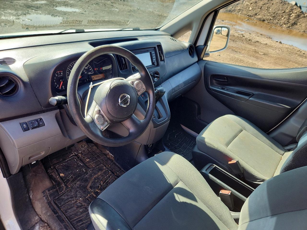 2015 NISSAN NV200 — фото 8