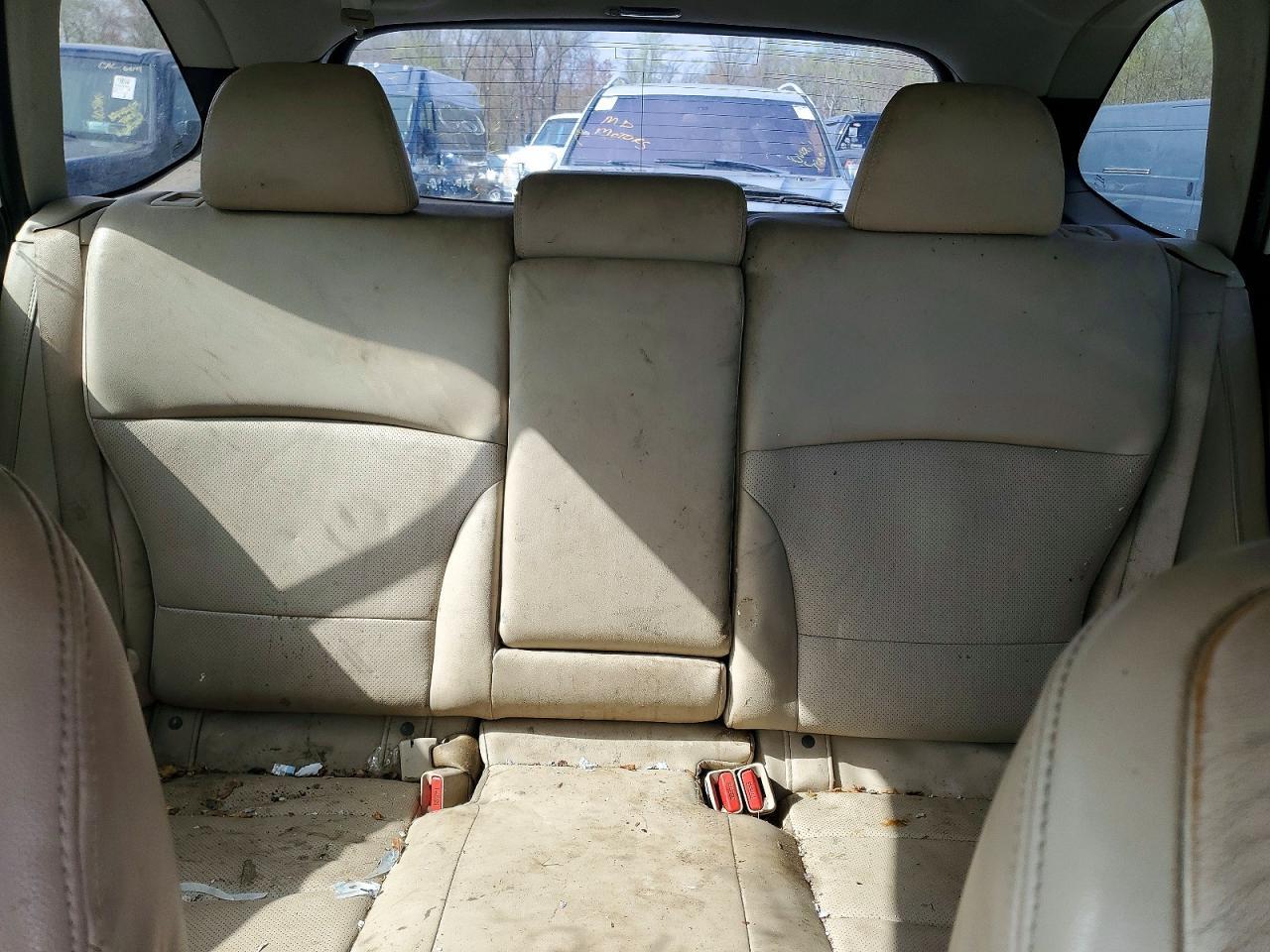 SUBARU OUTBACK
