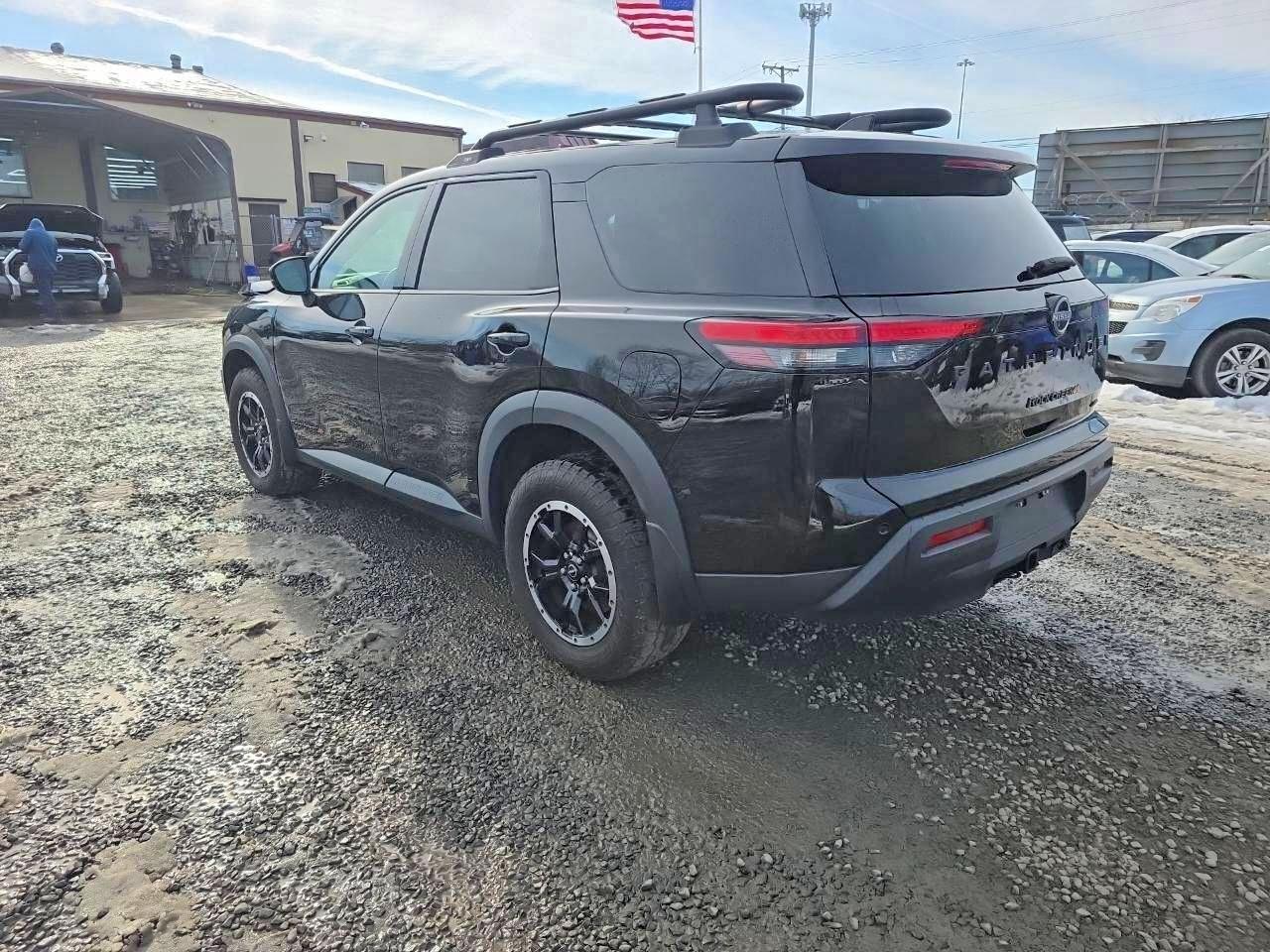 NISSAN PATHFINDER