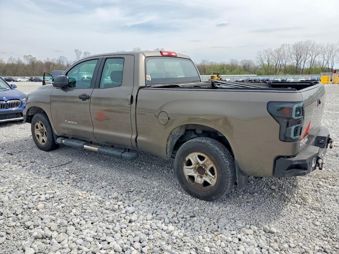 TOYOTA TUNDRA
