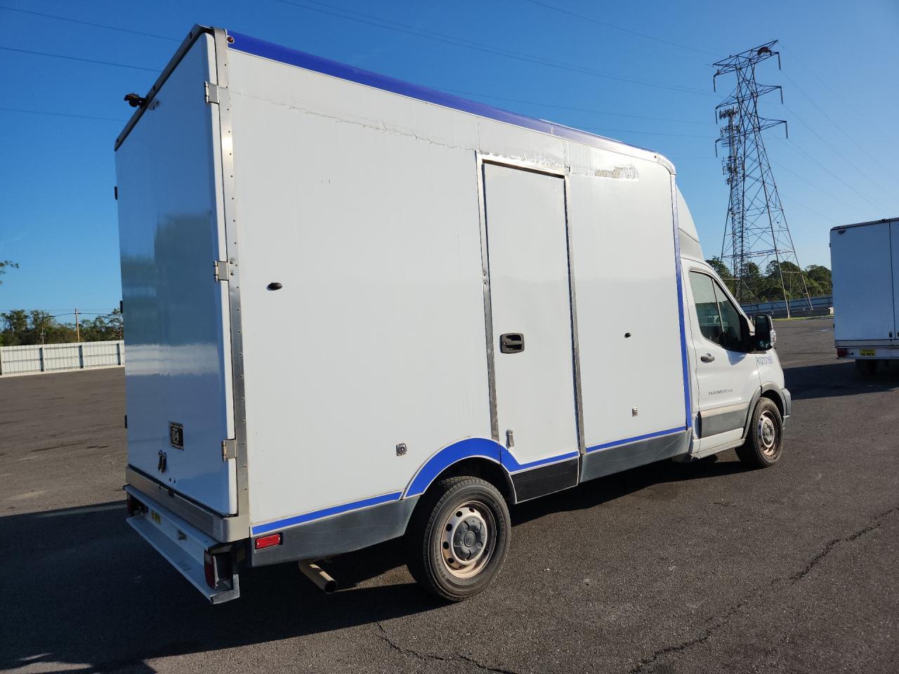 FORD TRANSIT