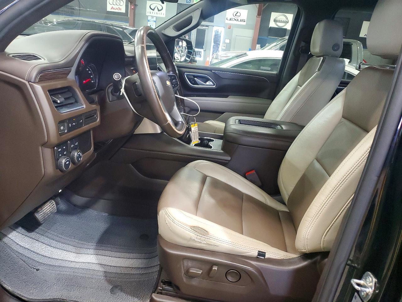 CHEVROLET SUBURBAN