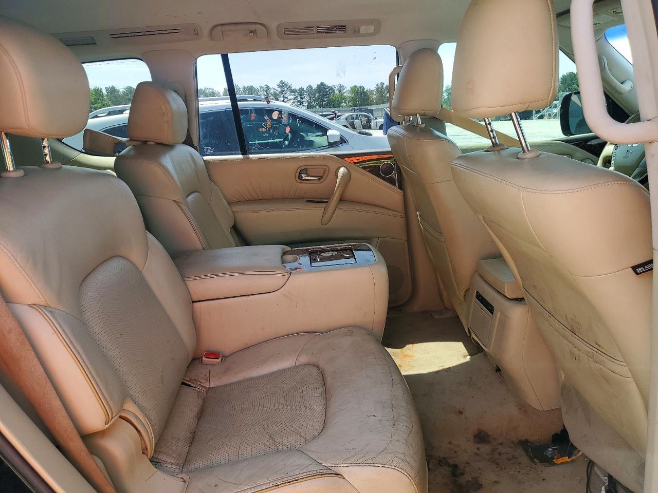INFINITI QX80