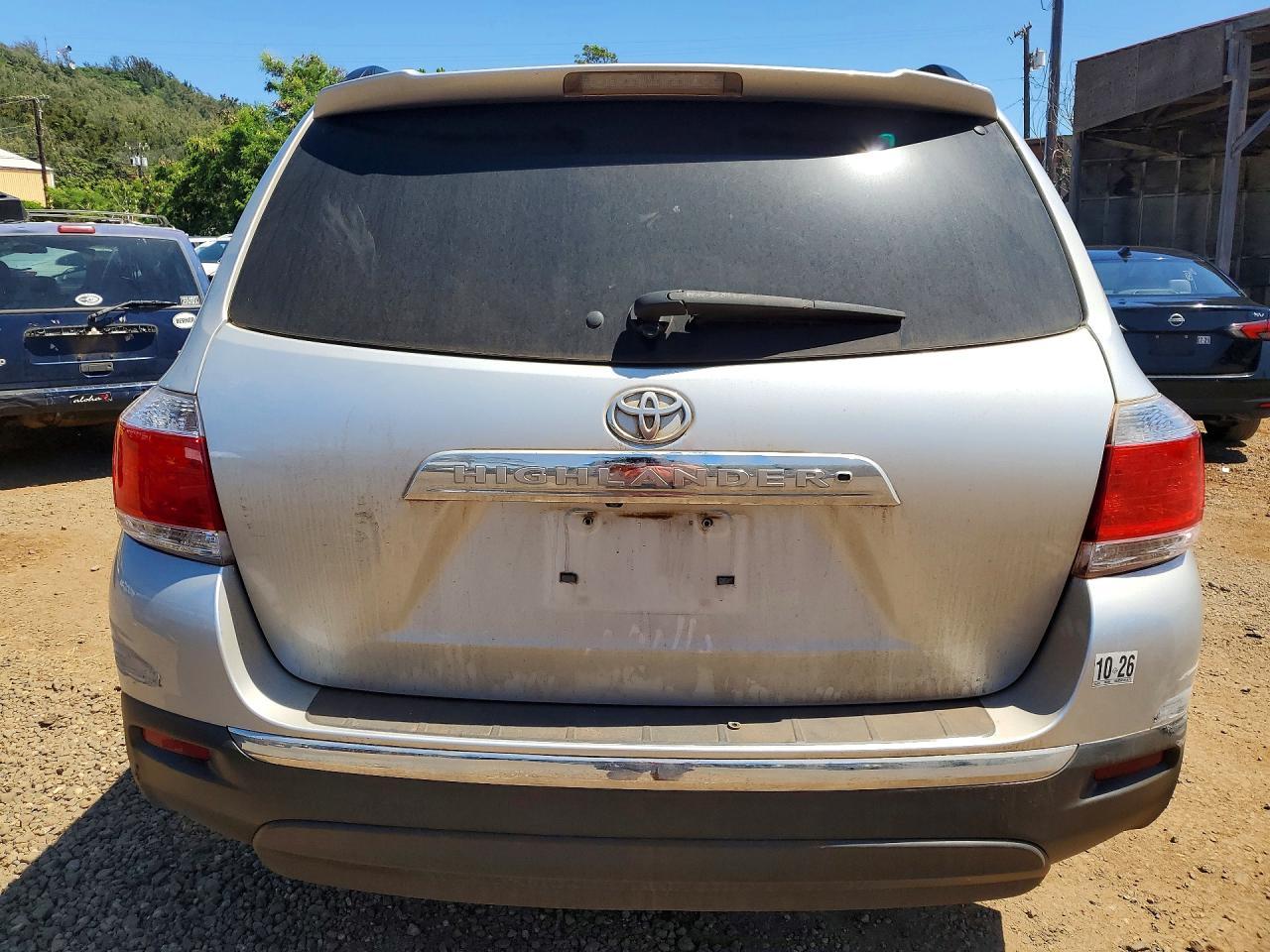 TOYOTA HIGHLANDER