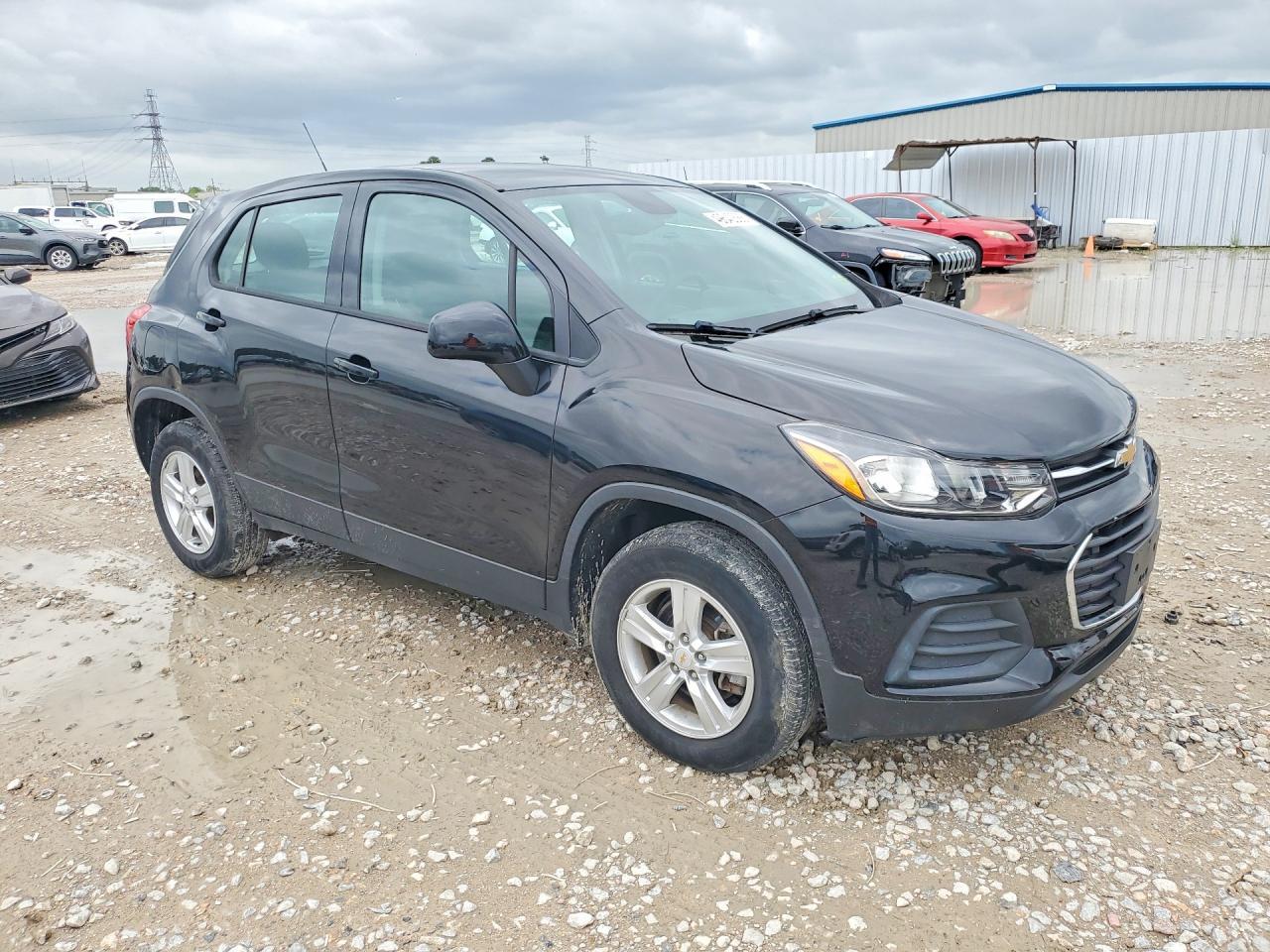 CHEVROLET TRAX