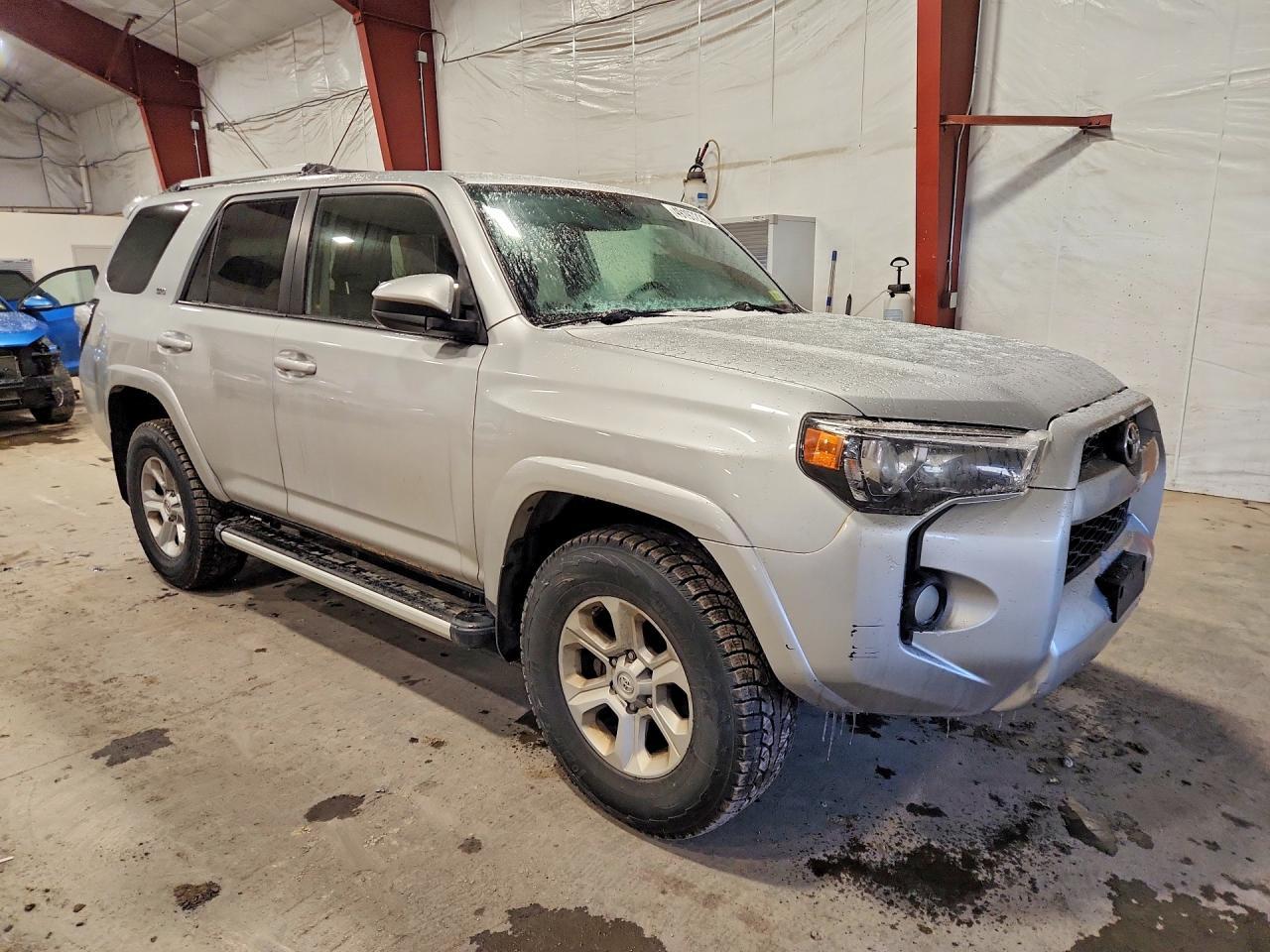 2016 TOYOTA 4RUNNER — фото 4