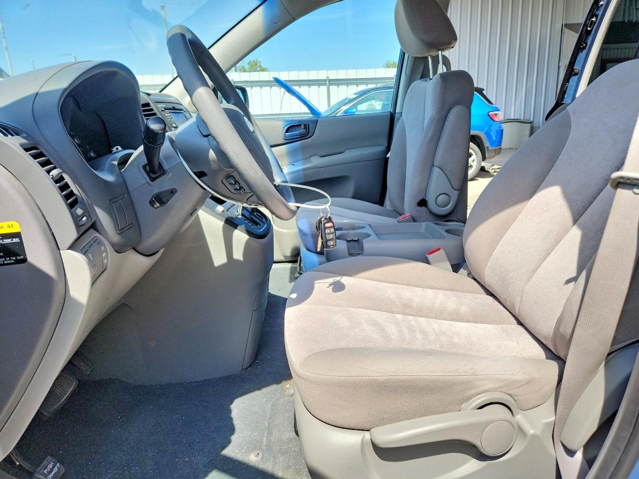 2012 KIA SEDONA — фото 7