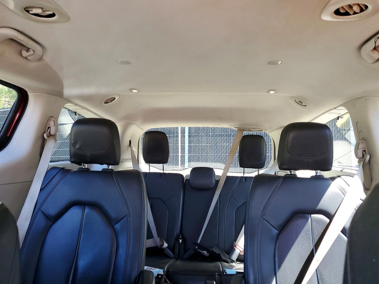 CHRYSLER PACIFICA
