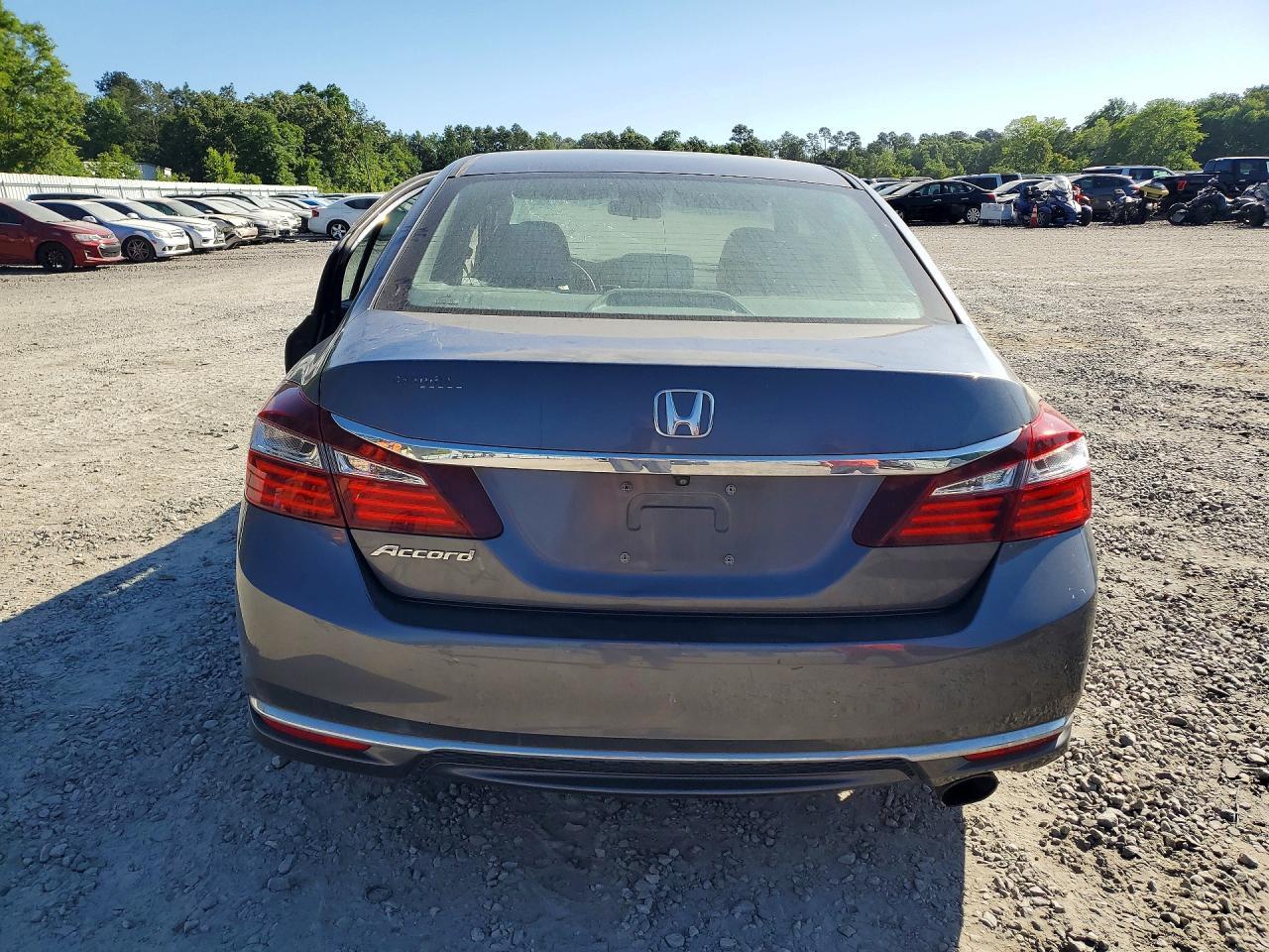 2017 HONDA ACCORD — фото 6