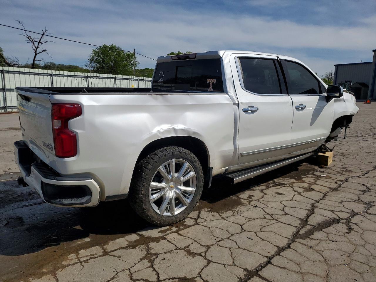 CHEVROLET SILVERADO