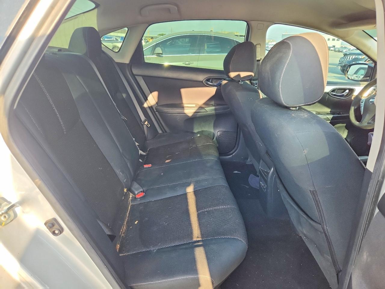2017 NISSAN SENTRA — фото 10
