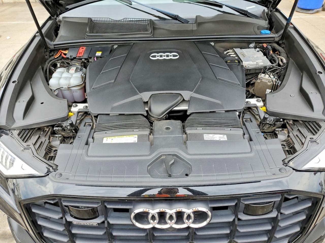 2019 AUDI Q8 — фото 12