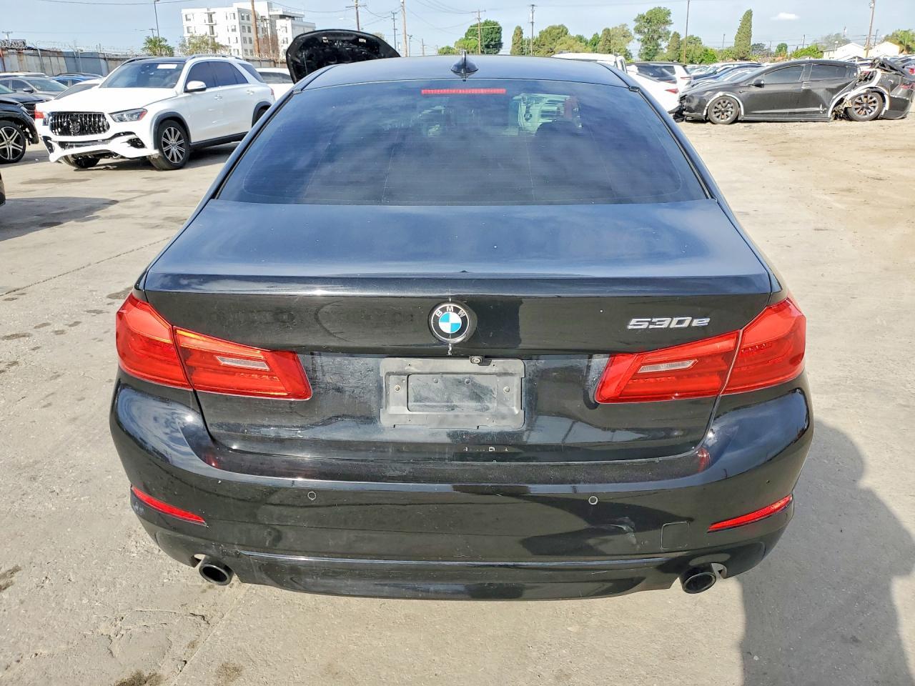2019 BMW 5 SERIES — фото 6