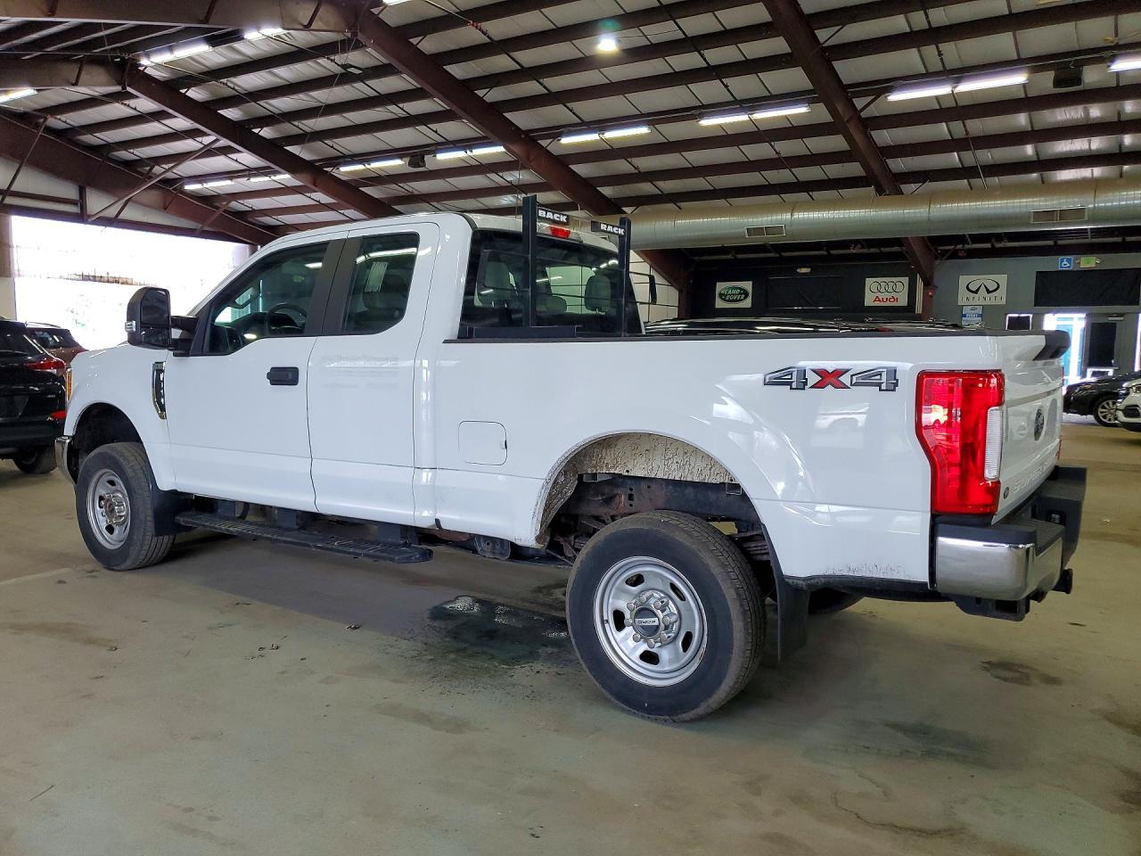 2017 FORD F-350 — фото 2