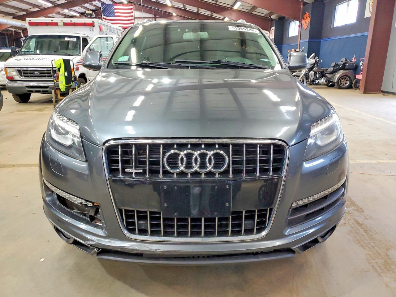 AUDI Q7