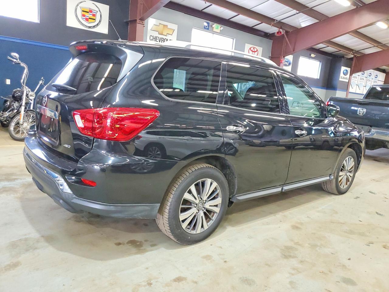 2018 NISSAN PATHFINDER — фото 3