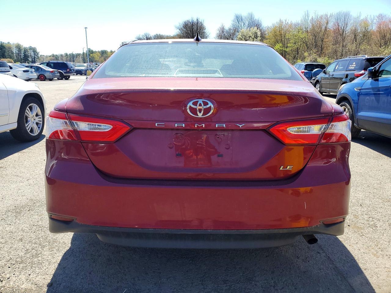 TOYOTA CAMRY