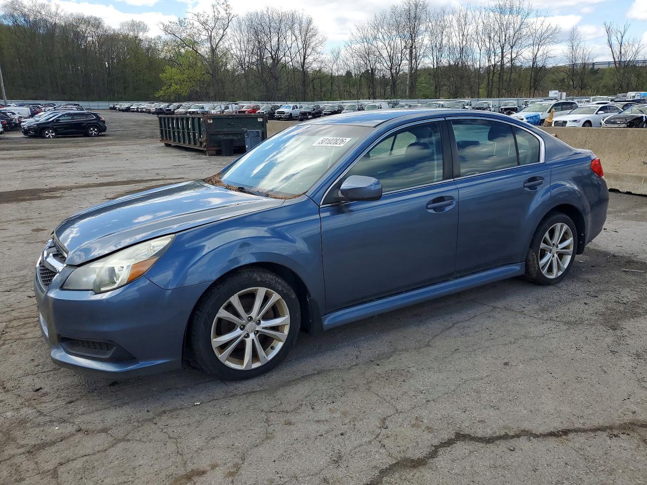 2013 SUBARU LEGACY — фото 1