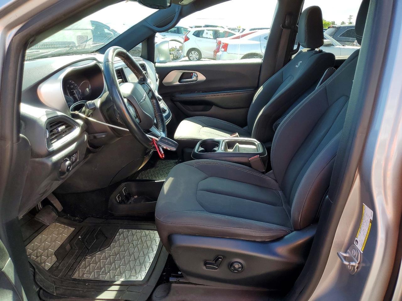 2019 CHRYSLER PACIFICA — фото 7