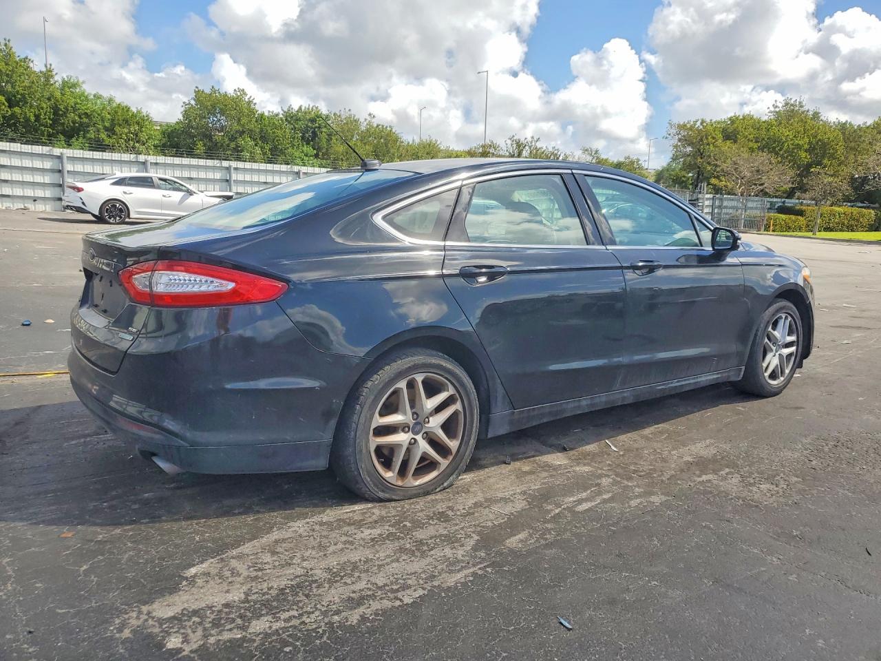 2016 FORD FUSION — фото 3