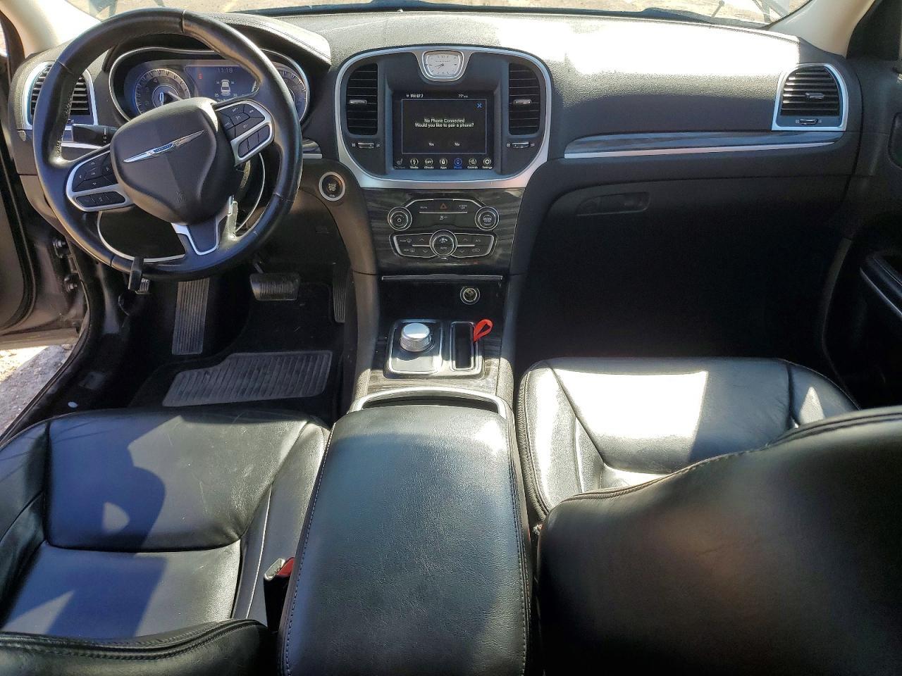 CHRYSLER 300