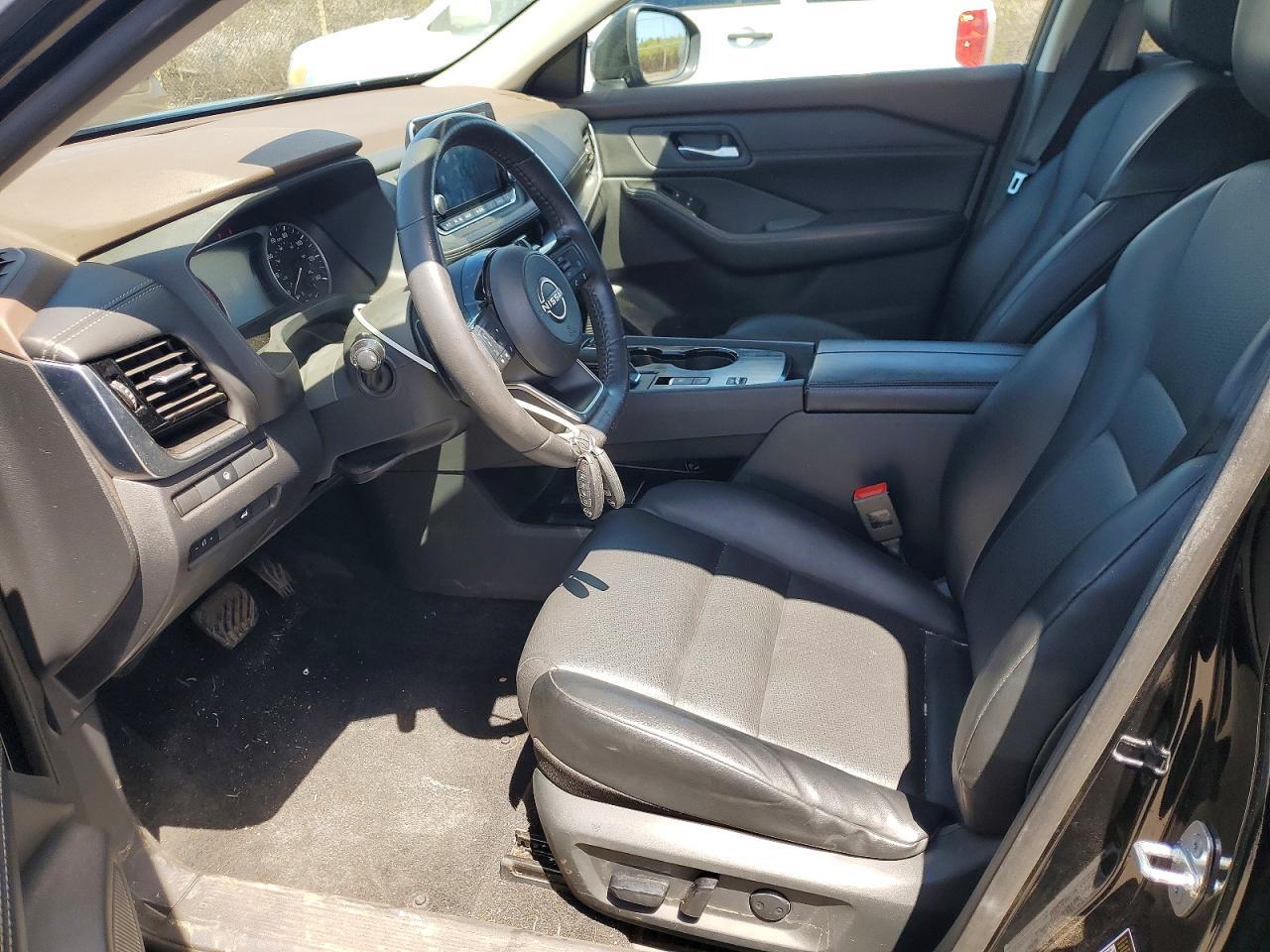 NISSAN ROGUE