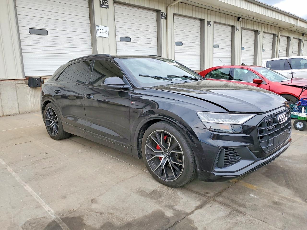 2019 AUDI Q8 — фото 4