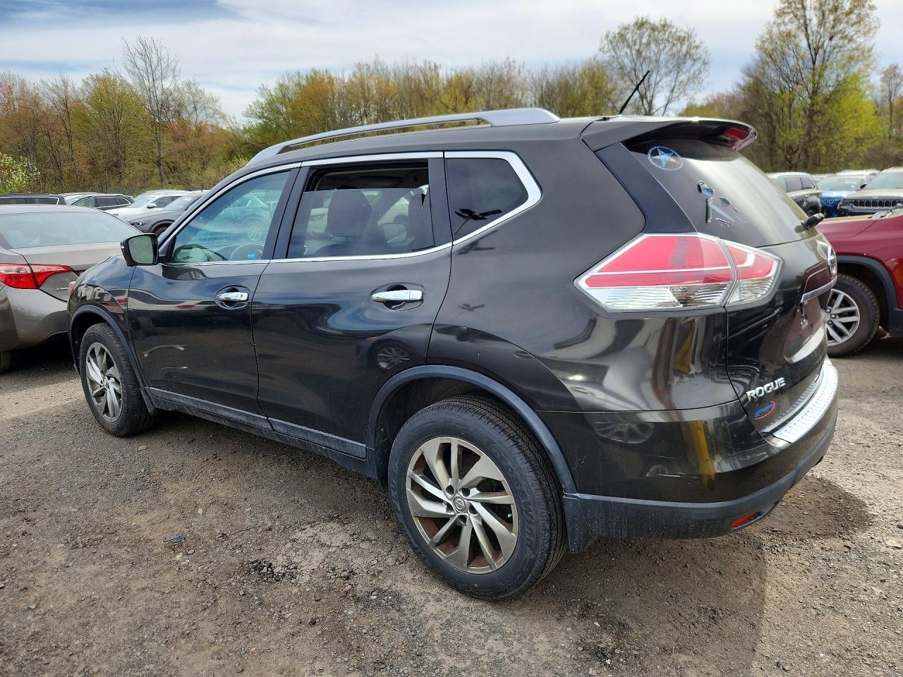 NISSAN ROGUE