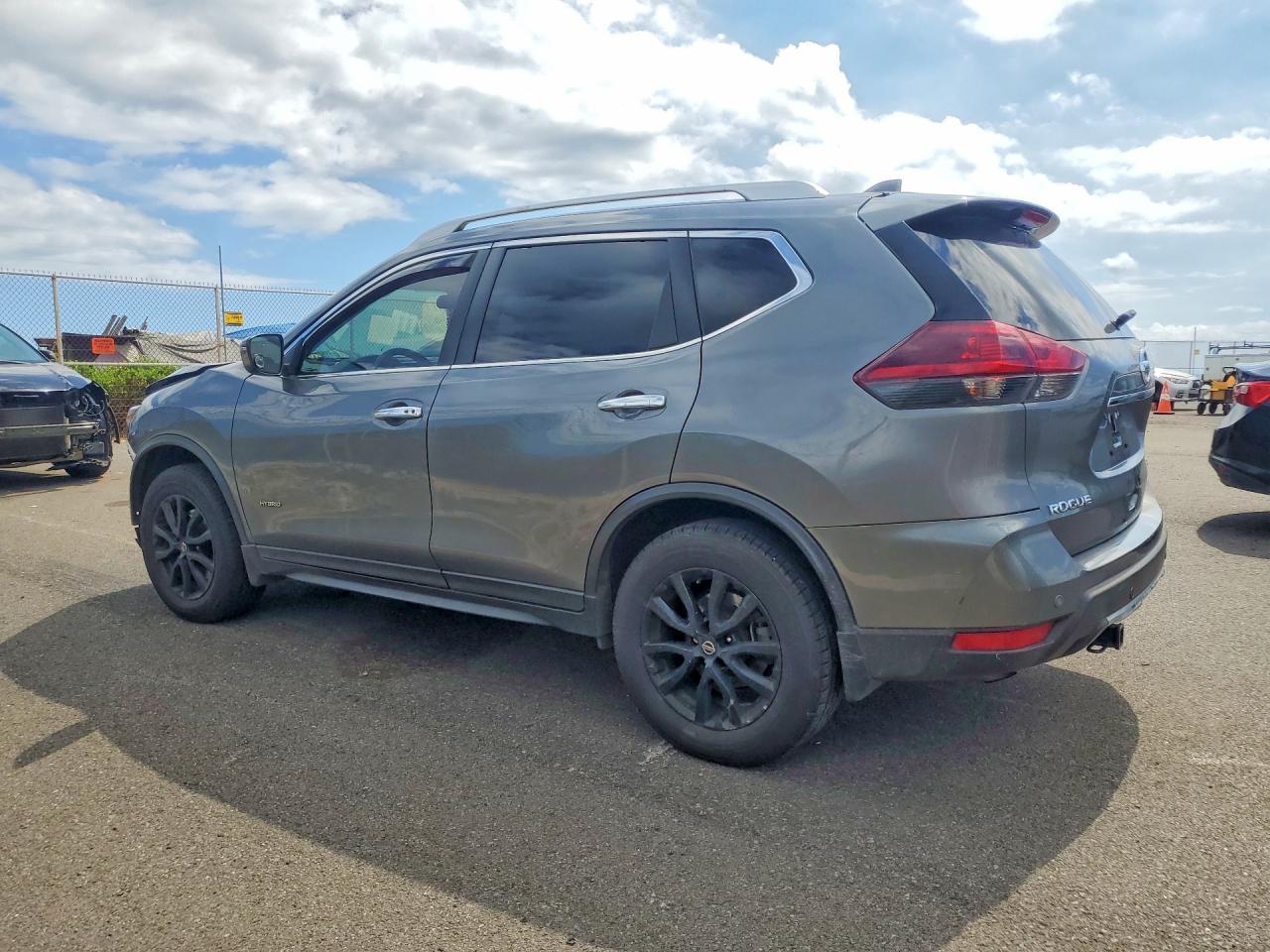 2019 NISSAN ROGUE — фото 2